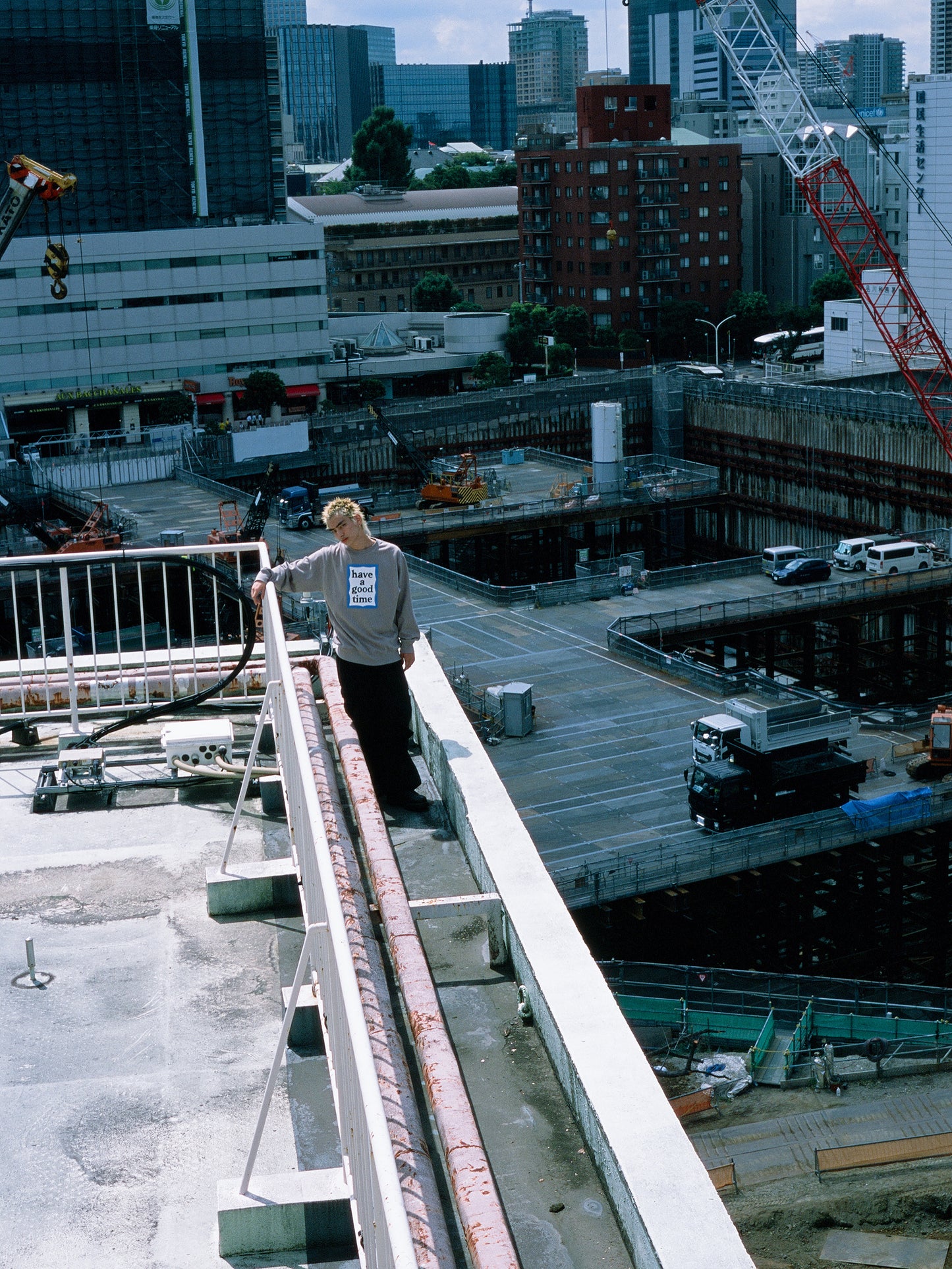 BLUE FRAME CREWNECK FL ASH GRAY
