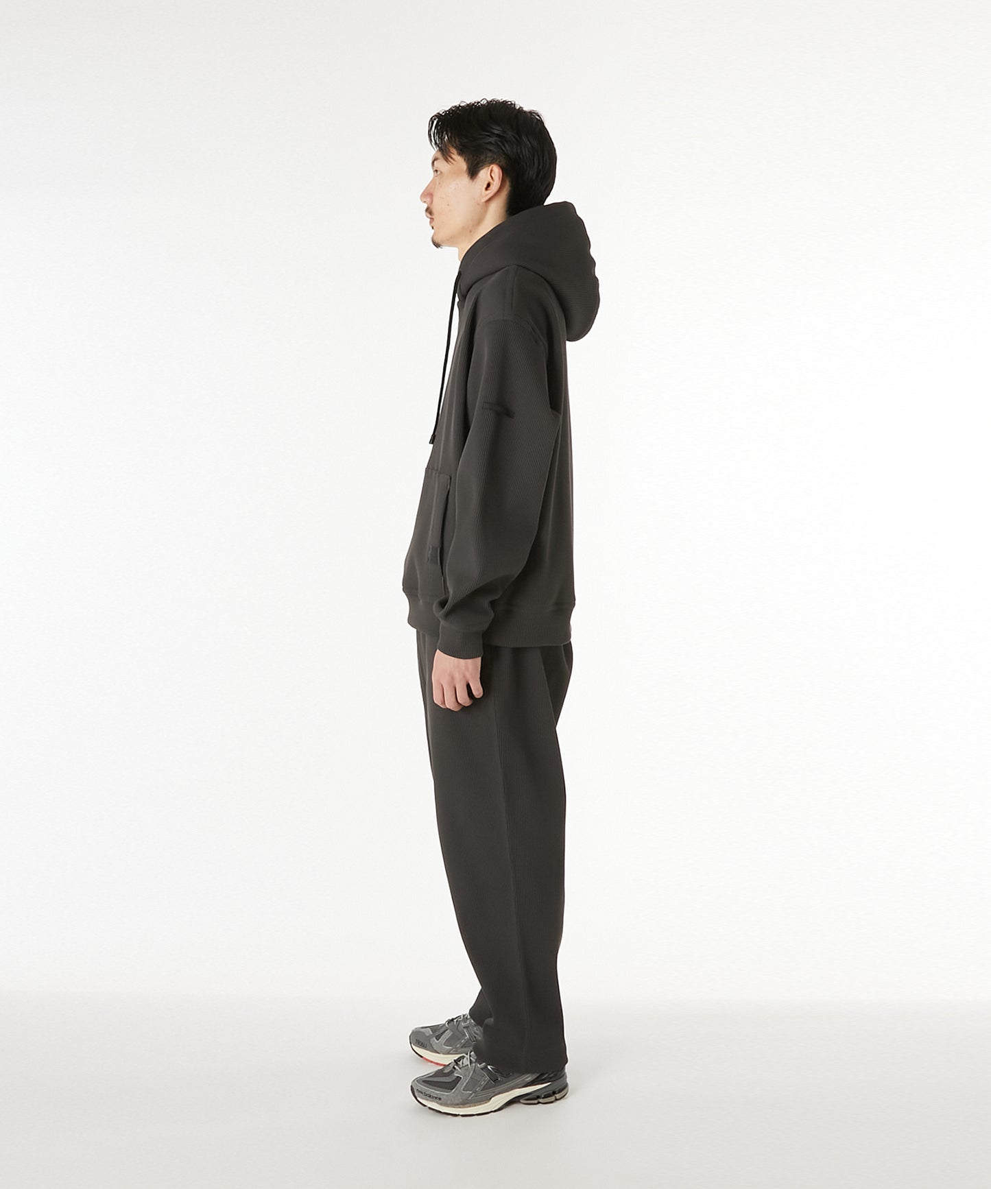 2252-CS11-031 / PULLOVER HOODIE BLACK