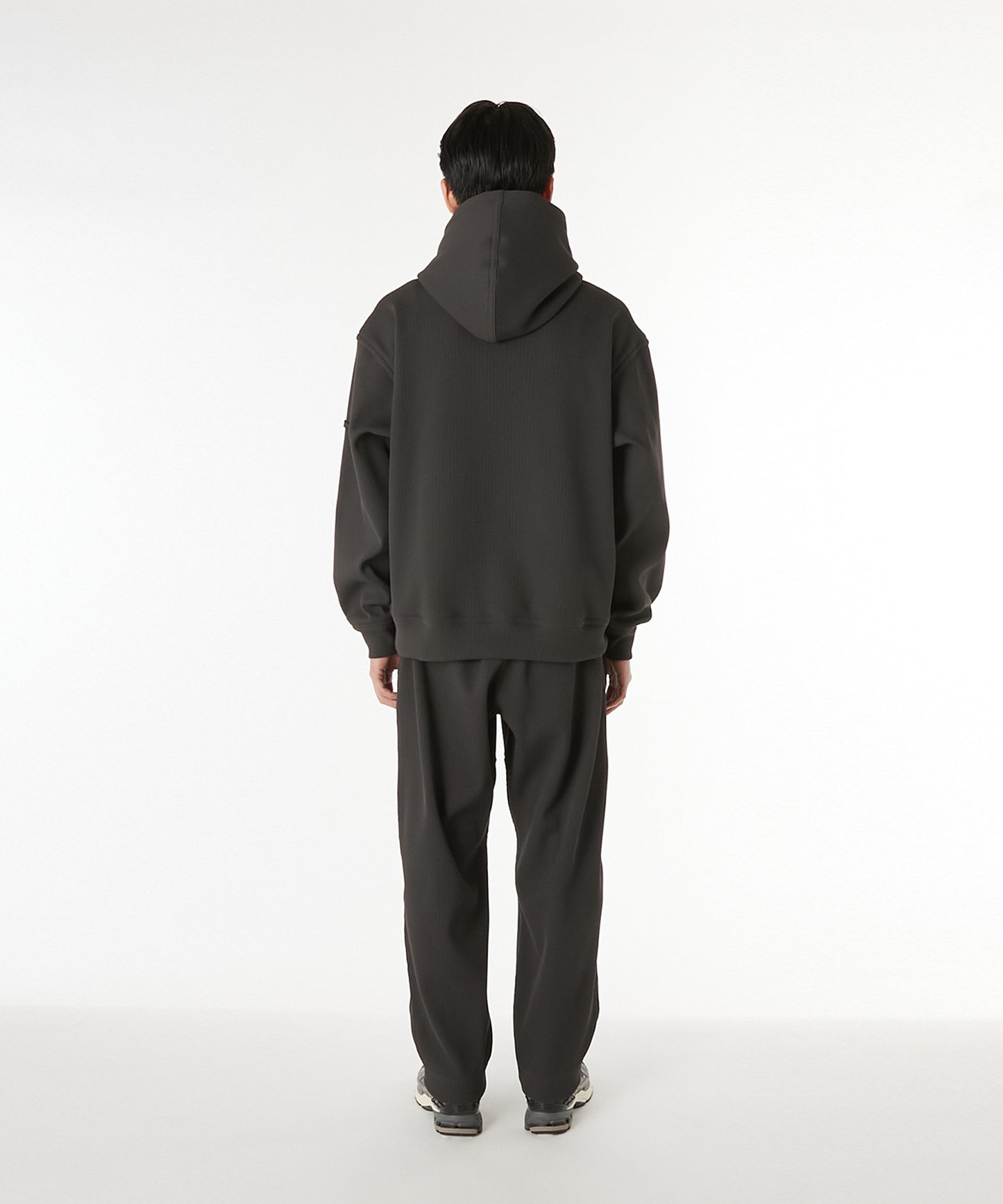 2252-CS11-031 / PULLOVER HOODIE BLACK