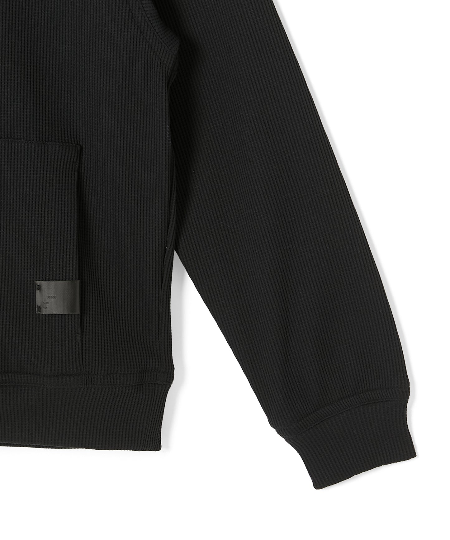 2252-CS11-031 / PULLOVER HOODIE BLACK