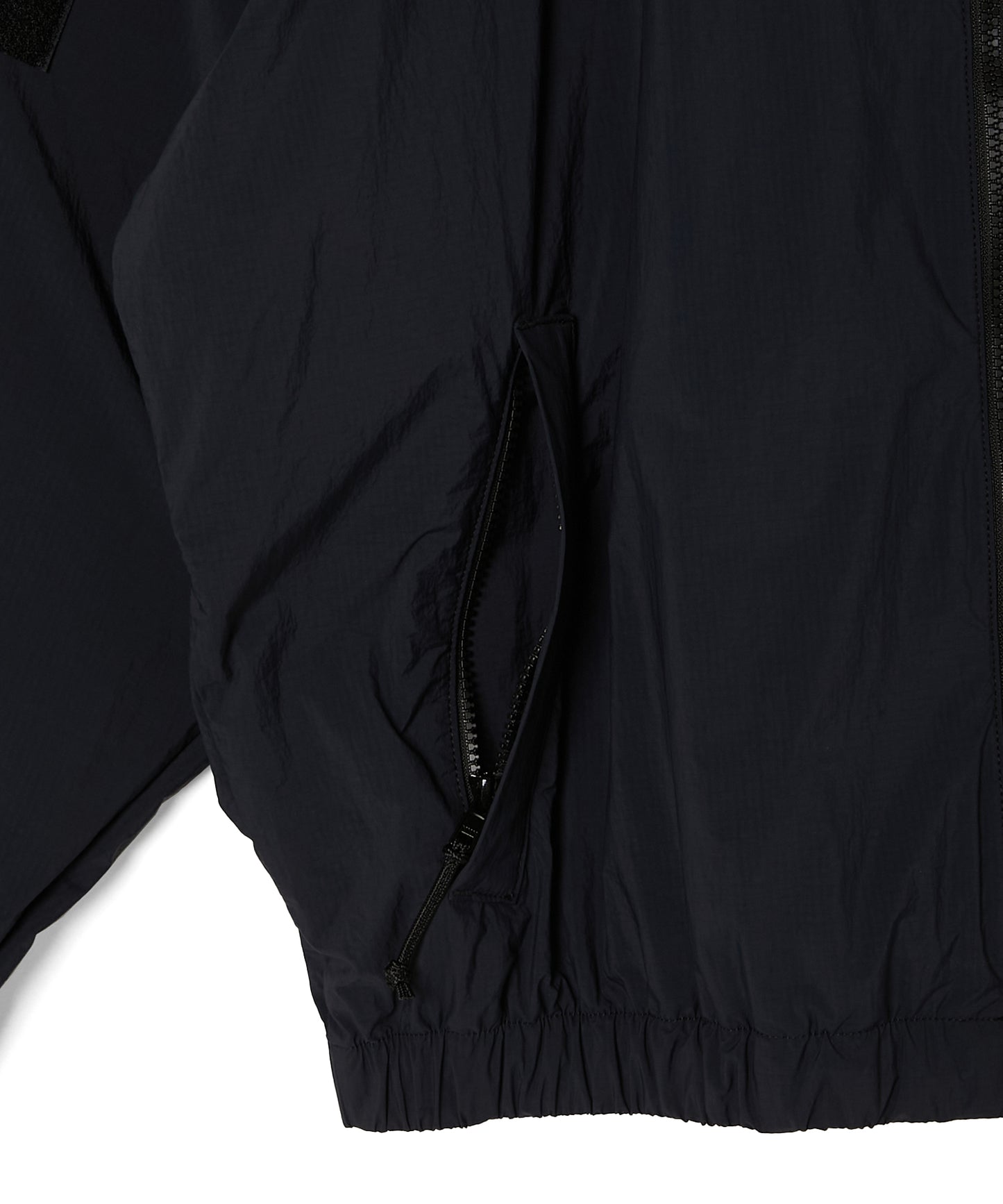 9251-BL07-003 TRAINING BLOUSON BLACK