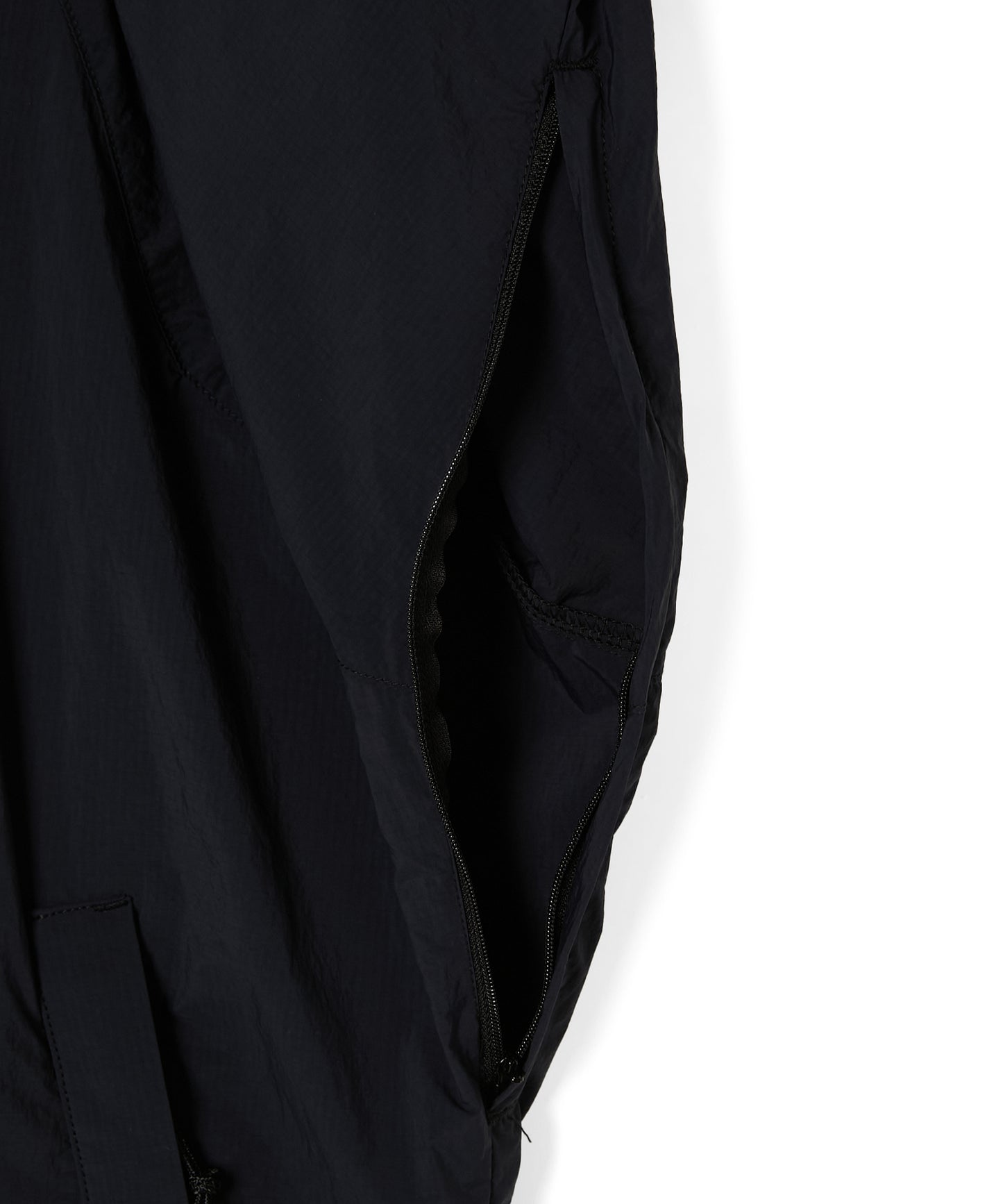 9251-BL07-003 TRAINING BLOUSON BLACK