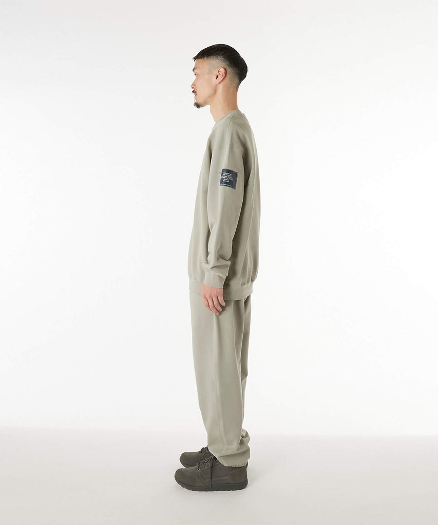 9252-CS81 / CREWNECK SWEATSHIRT BLACK