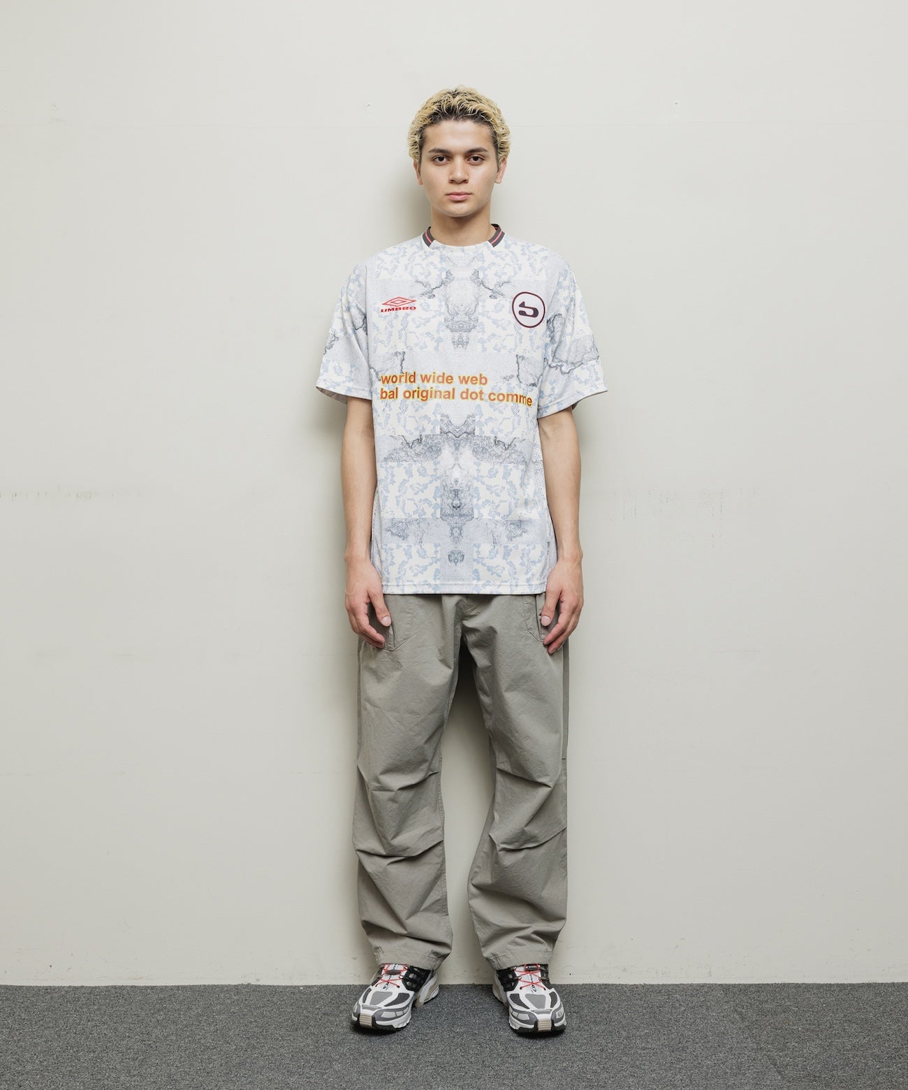BAL-2146 BAL/UMBRO SOCCER JERSEY WHITE