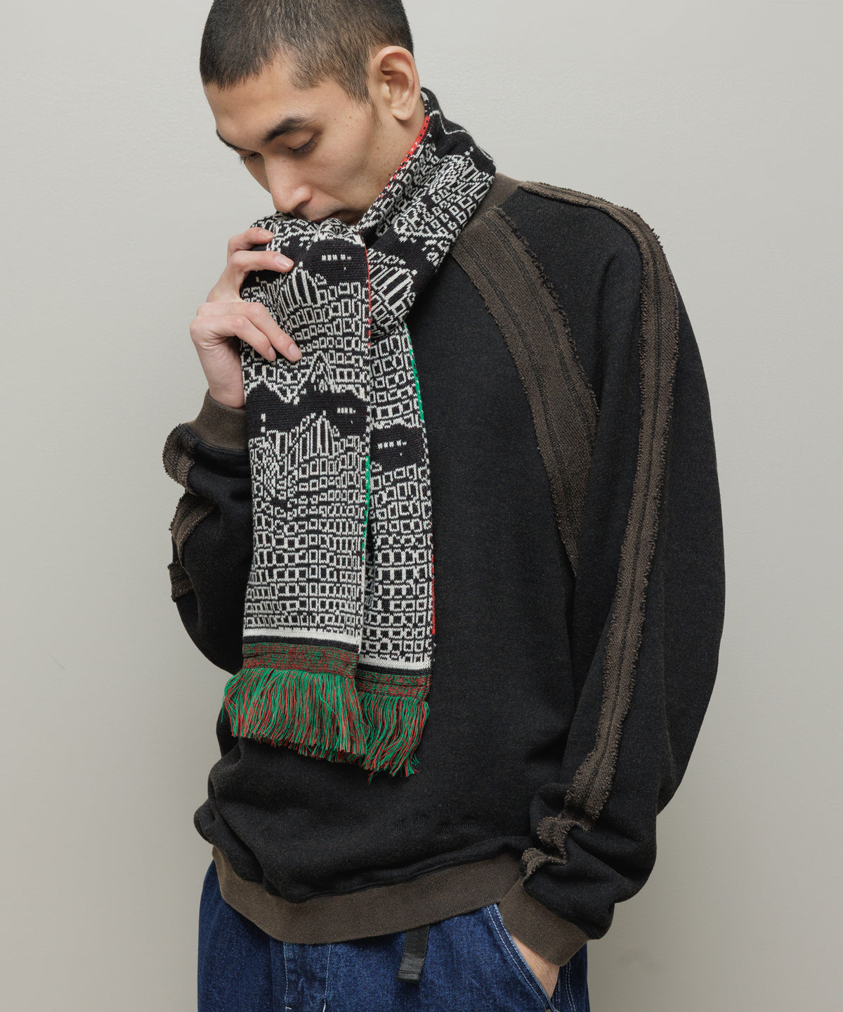 BAL-A-696 JACQUARD KNIT SOCCER SCARF