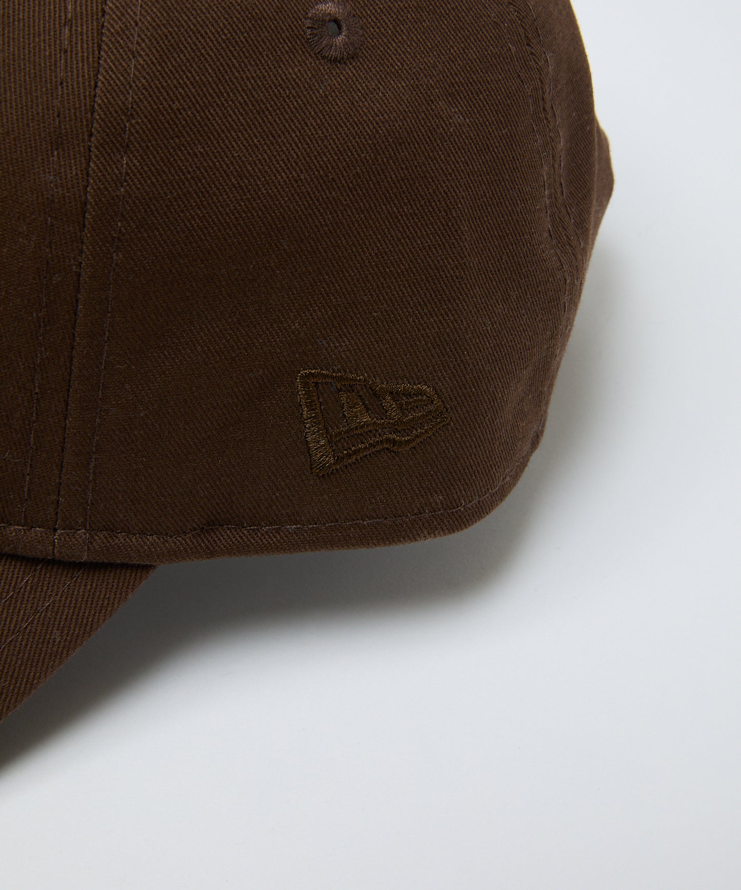 BAL-NE-05 BAL / NEW ERA 9TENTY b LOGO CAP WALNUT