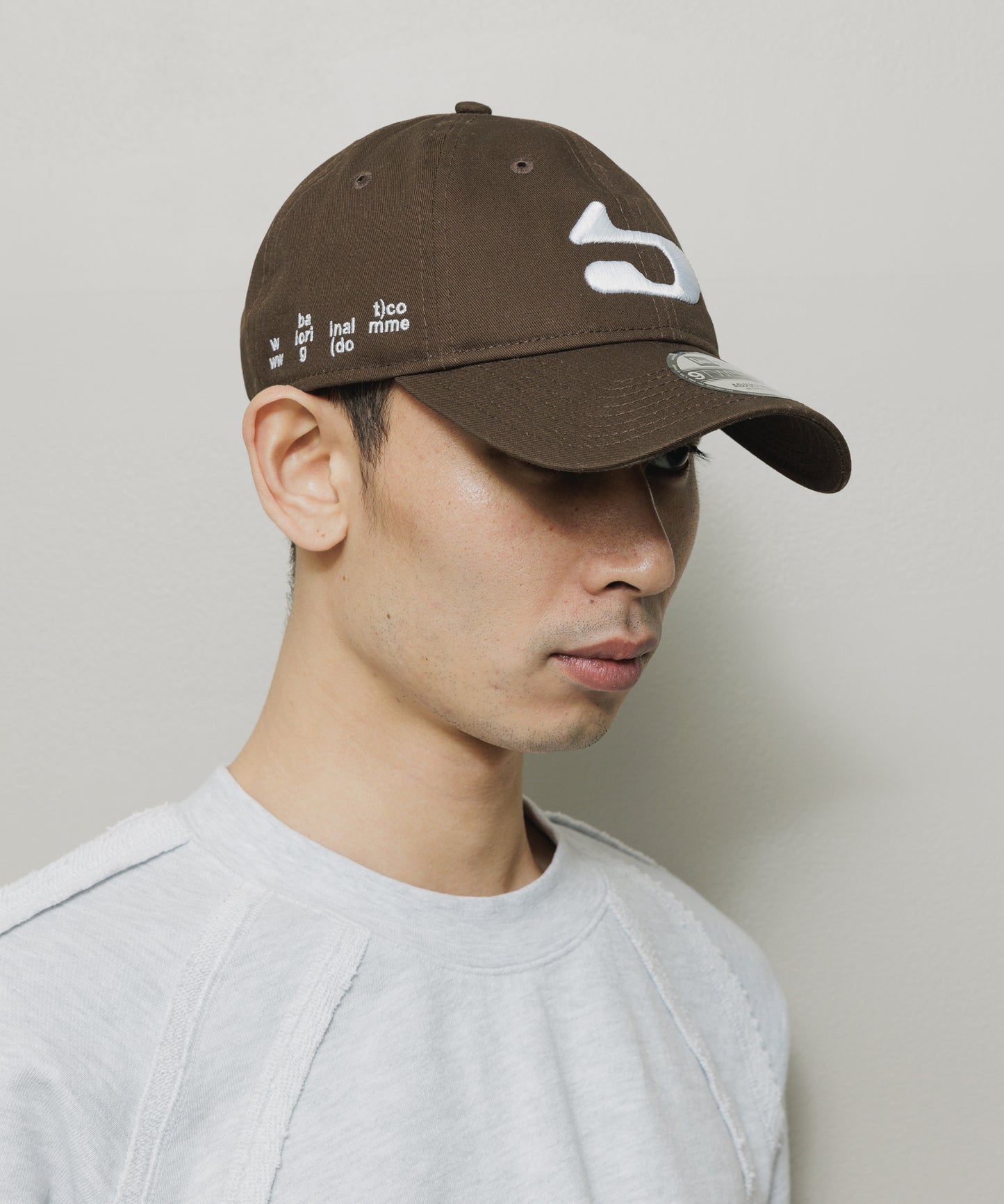 BAL-NE-05 BAL / NEW ERA 9TENTY b LOGO CAP WALNUT