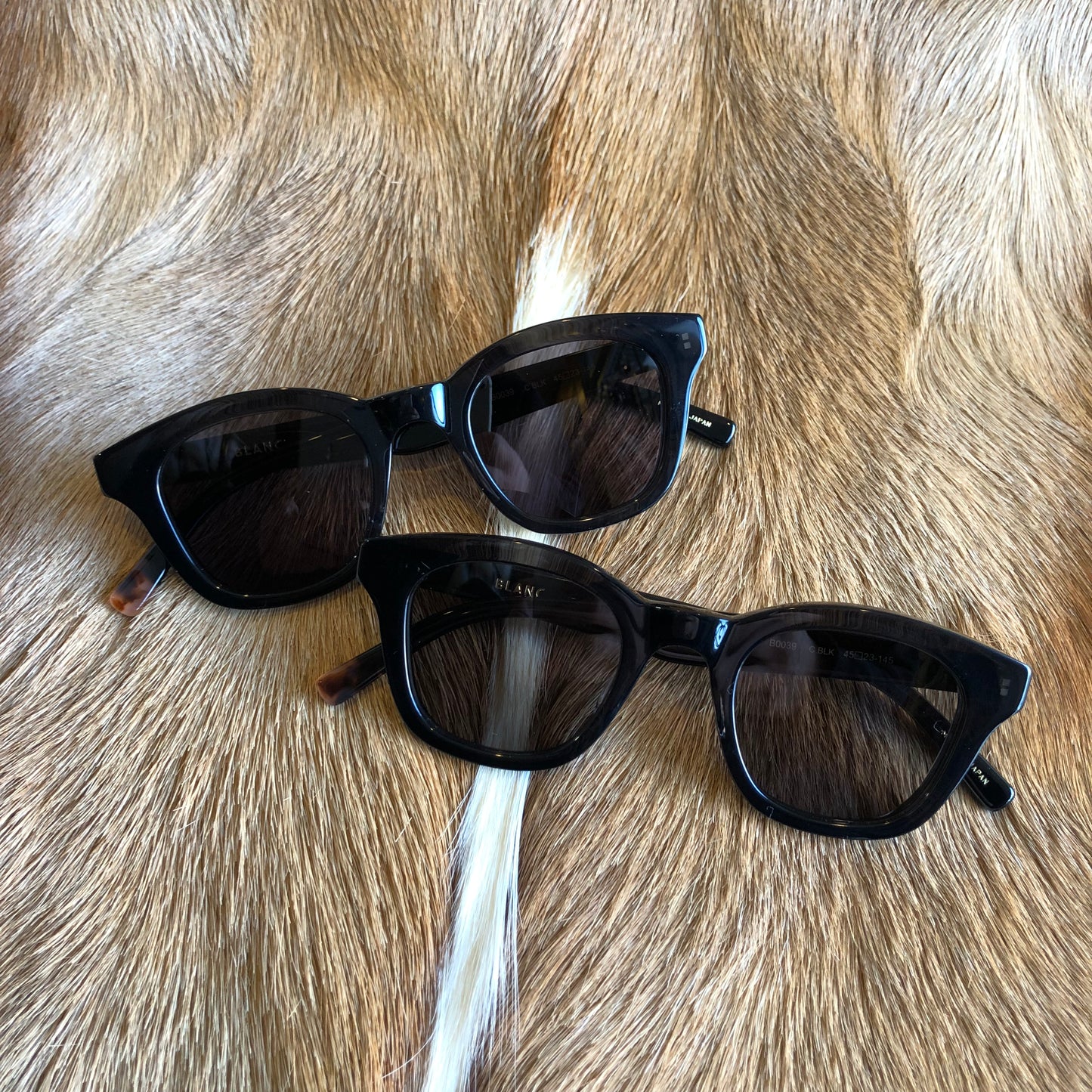 B0039 CLR BLK / GRY