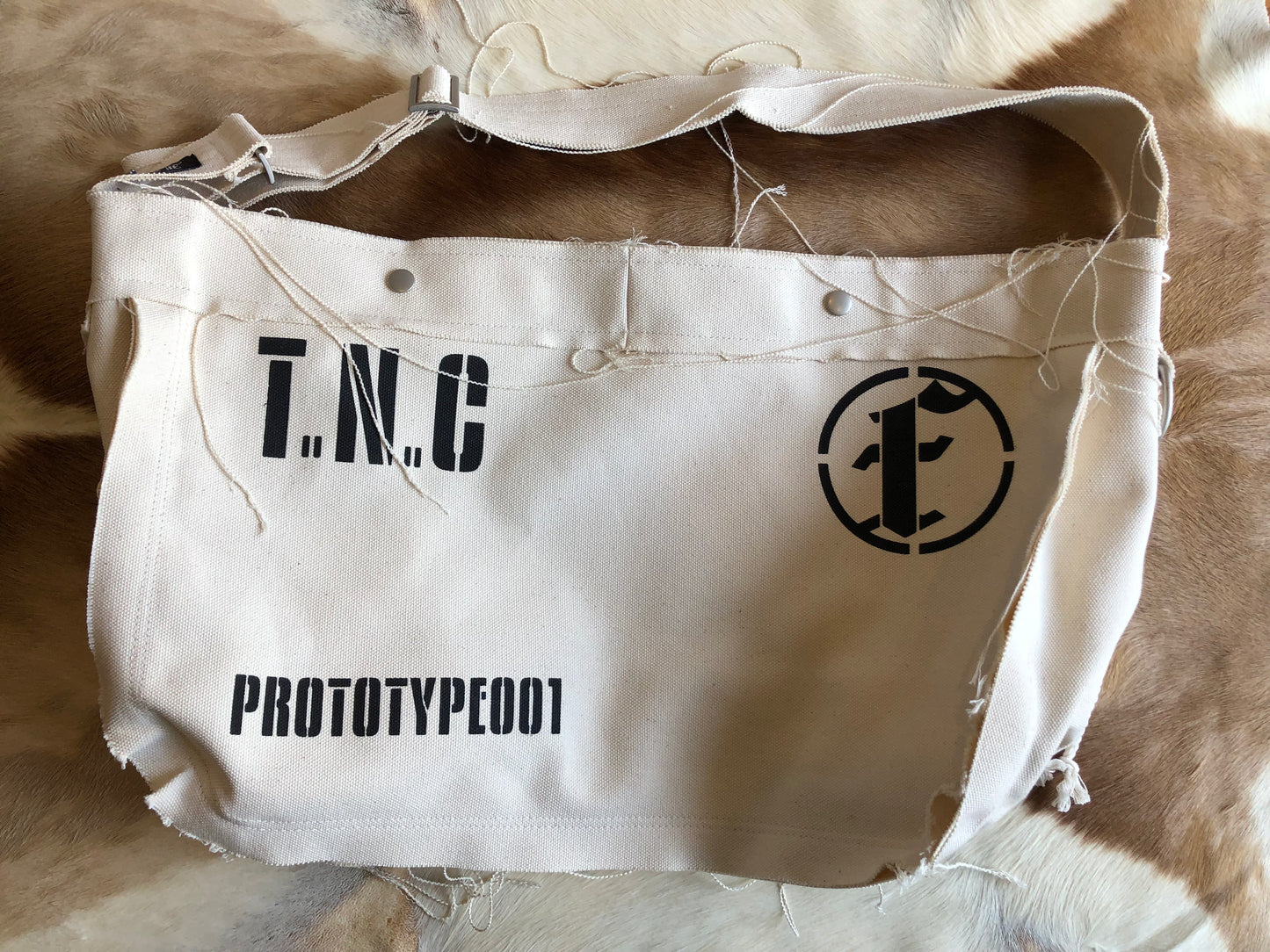 PROTOTYPE 001 Ecru