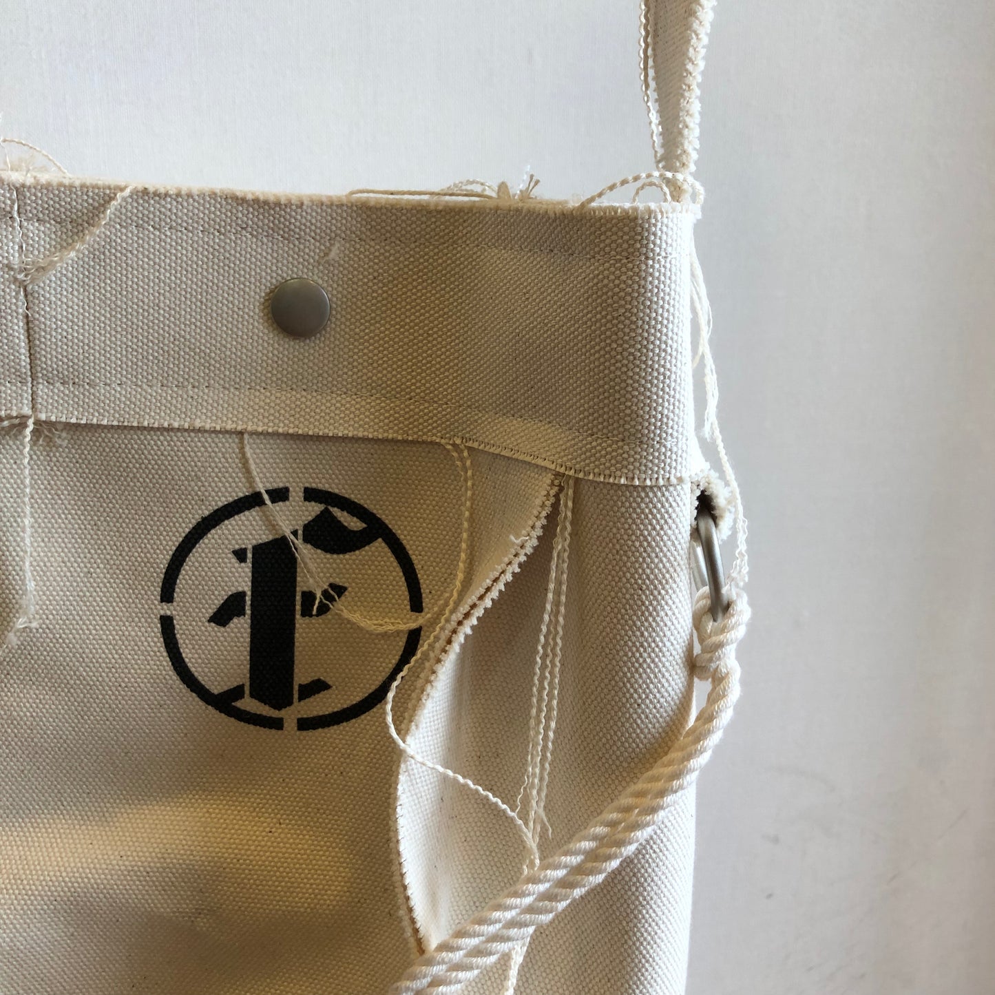PROTOTYPE 002 Ecru