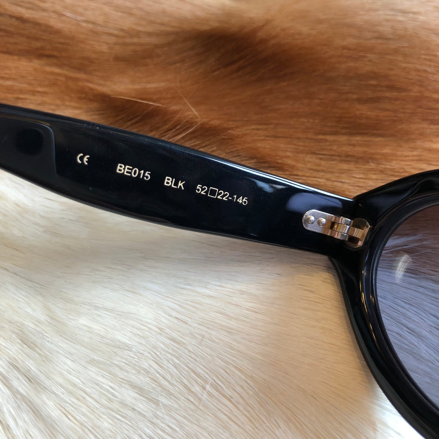 BE015 - BLACK / GRY