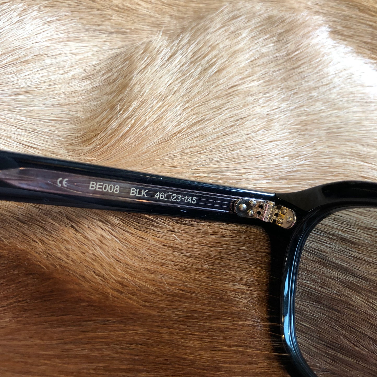 BE008 BLACK / M.GRN
