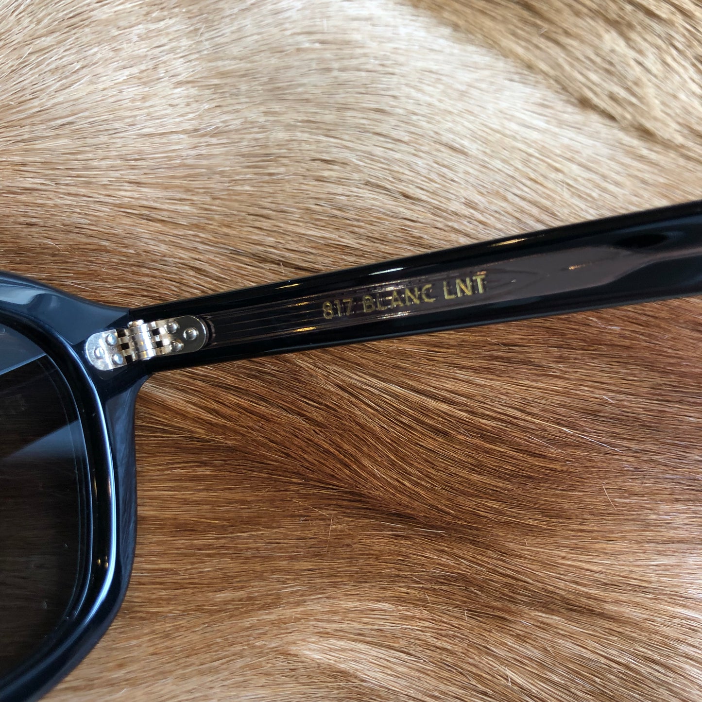 BE008 BLACK / M.GRY