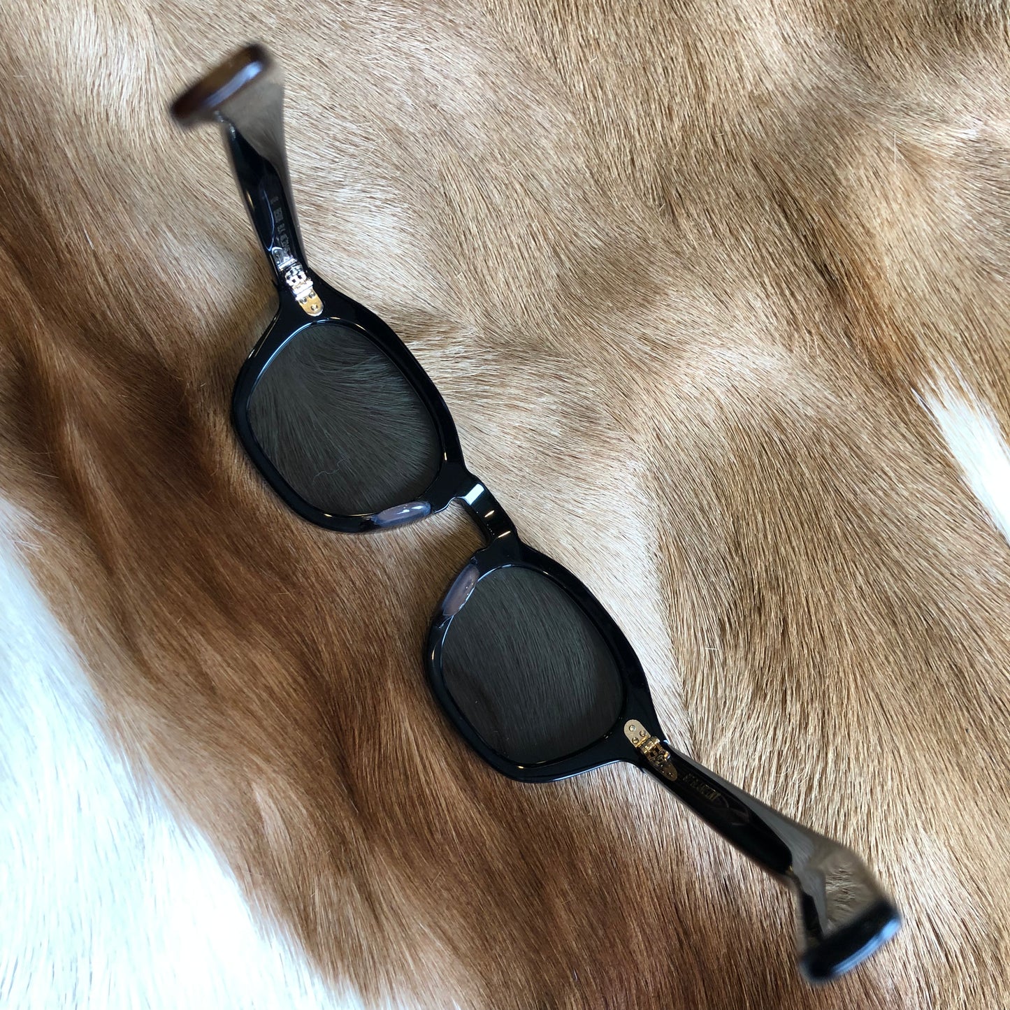 BE008 BLACK / M.GRY