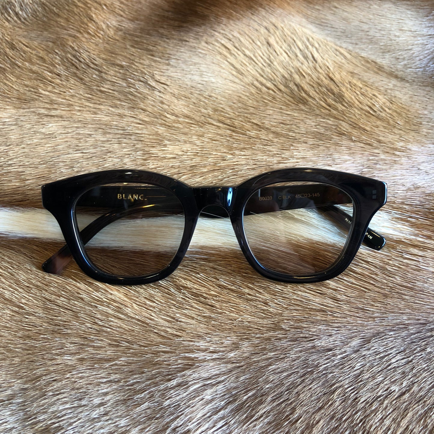 B0039 CLR BLK / L.KHAKI