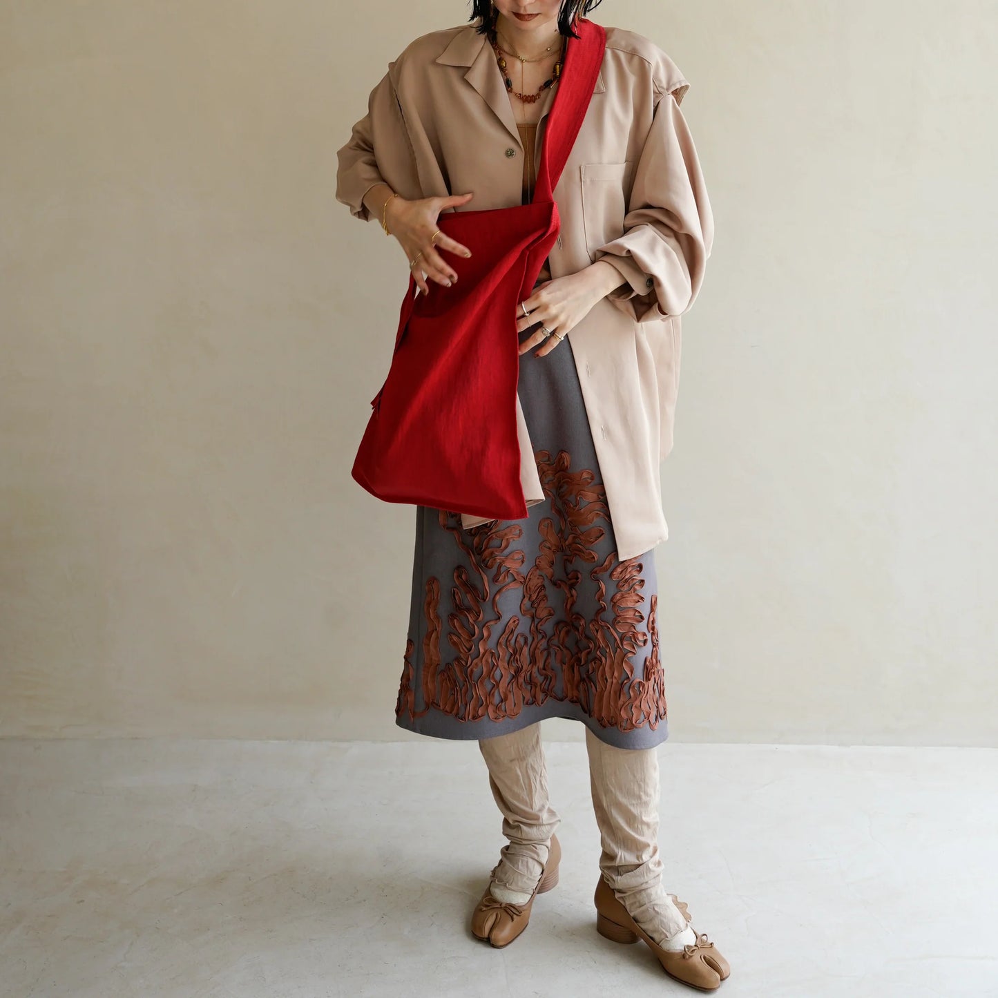 MARY INSIDE OUT TOTE - L / CERATO BRIGHT BLACK