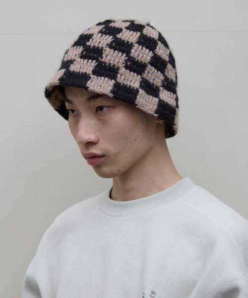 BAL-A-648 CHECKERED HAND KNIT BUCKET HAT BROWN