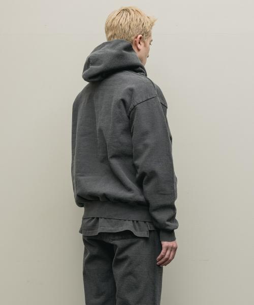 BAL-1967	PIGMENT DYE HOODIE SWEAT CARBON