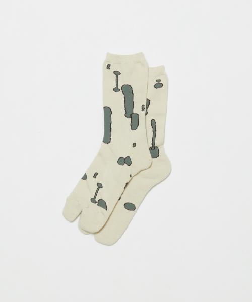 BAL-A-668 JACQUARD TABI SOCKS WHITE