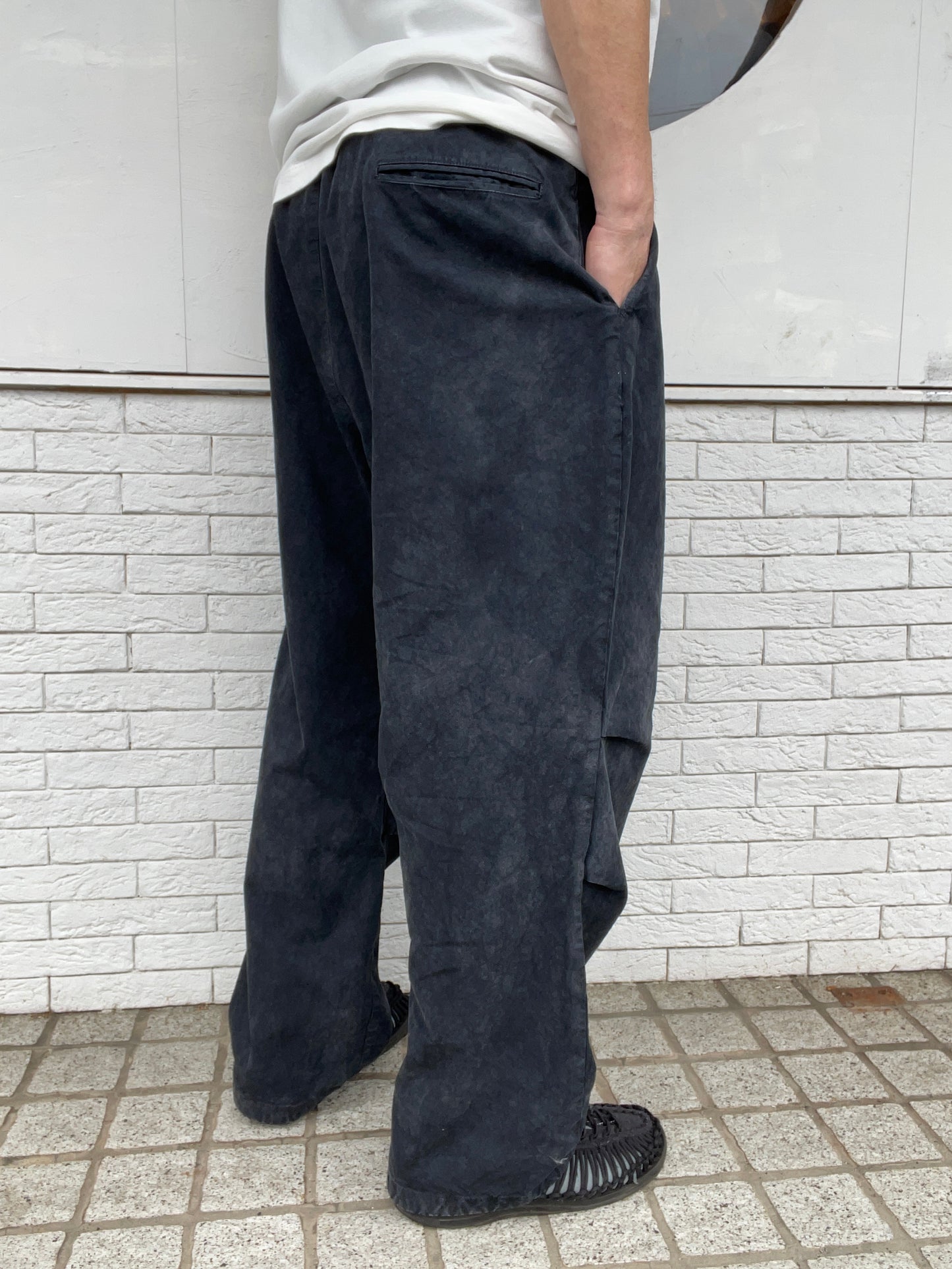VAH26S005A MIL-PT-D Black