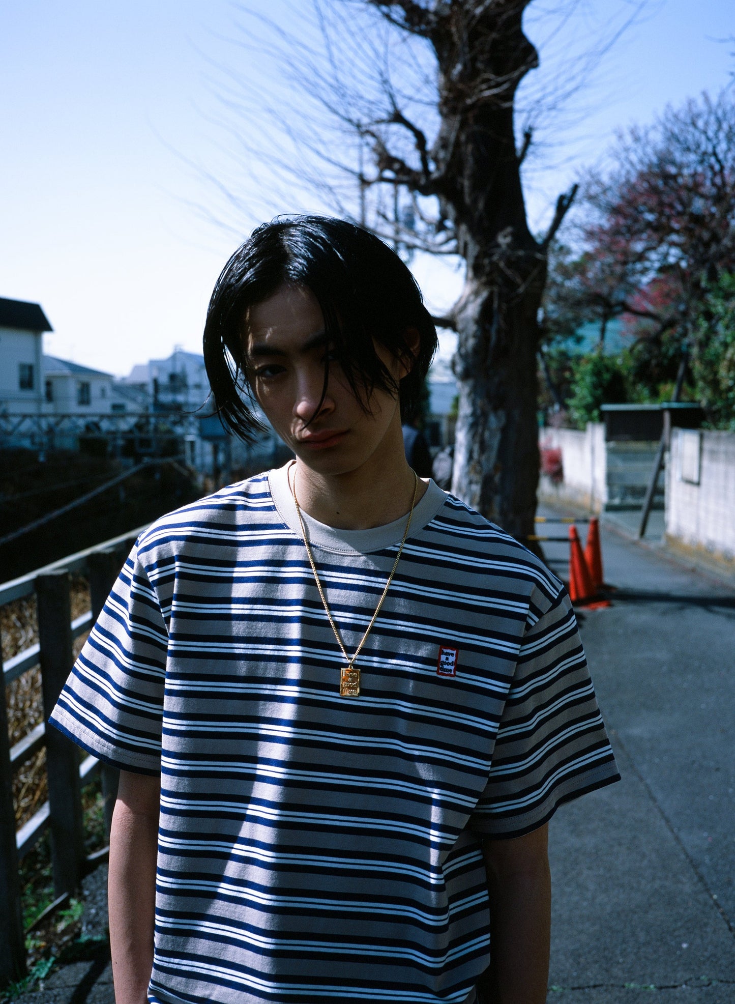 MINI MINI FRAME EMB STRIPE S/S TEE BLACK