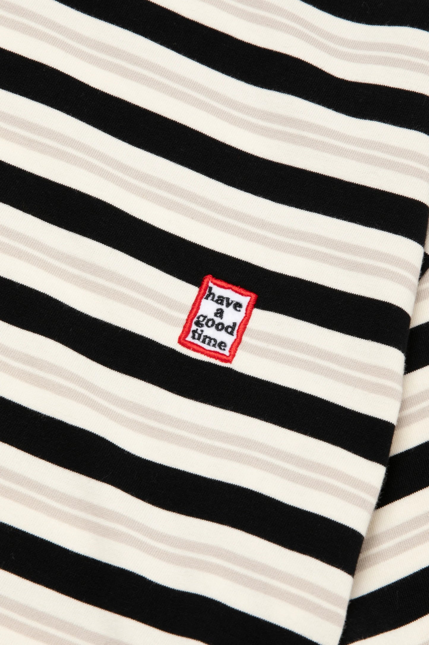 MINI MINI FRAME EMB STRIPE S/S TEE BLACK