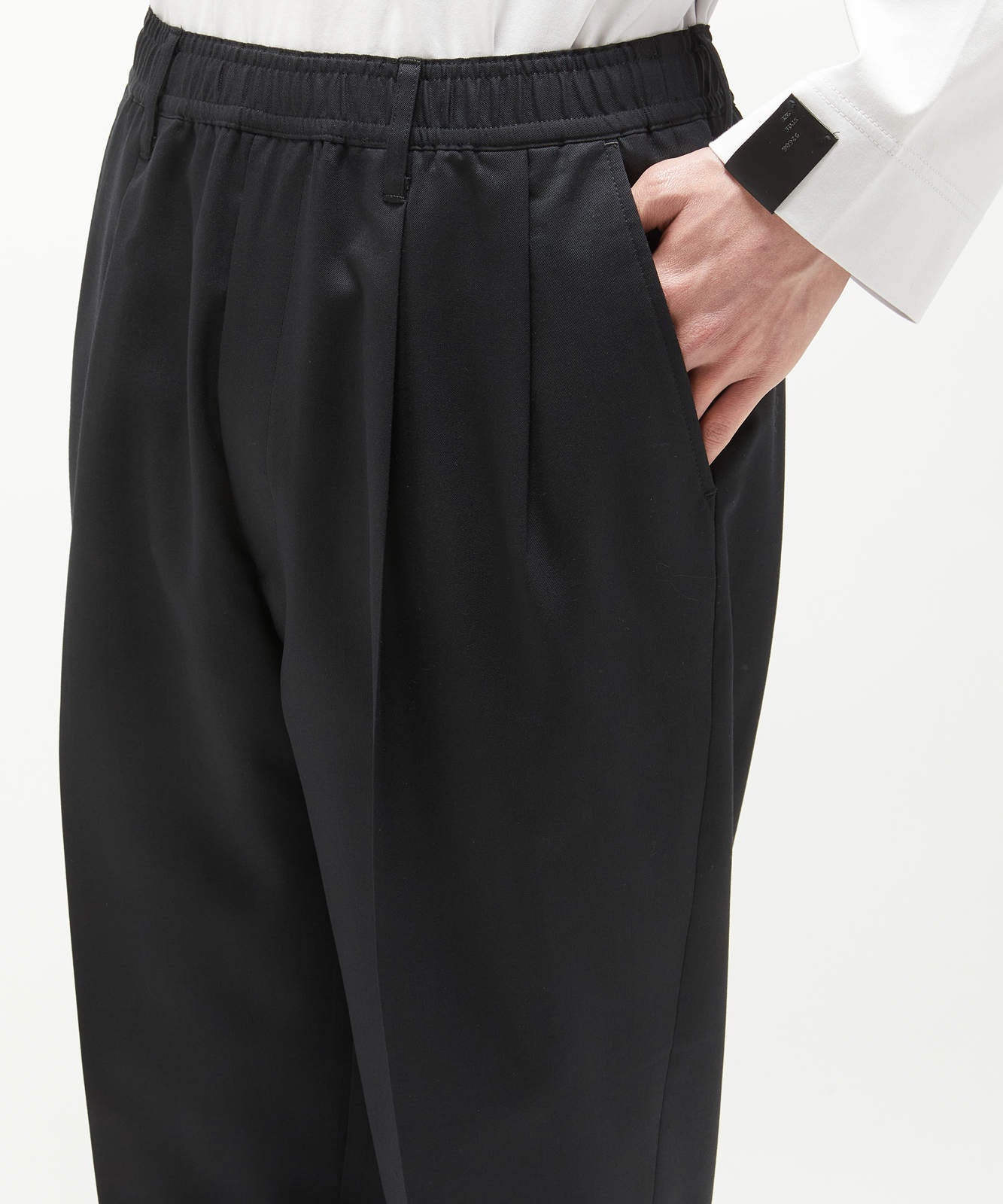2252-PT07-004 / WIDE TAPERED PANTS  BLACK