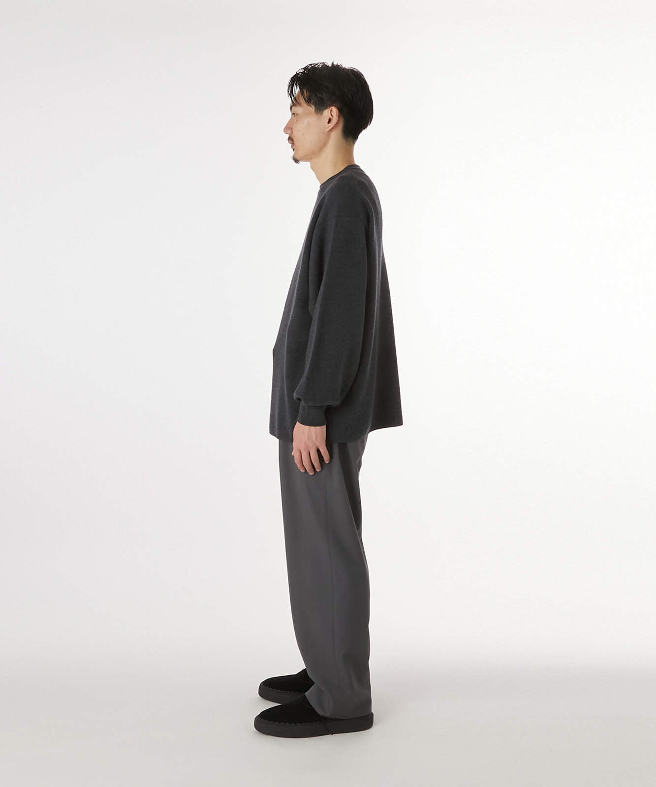 2252-KT05-042 / CREWNECK KNIT CHARCOAL