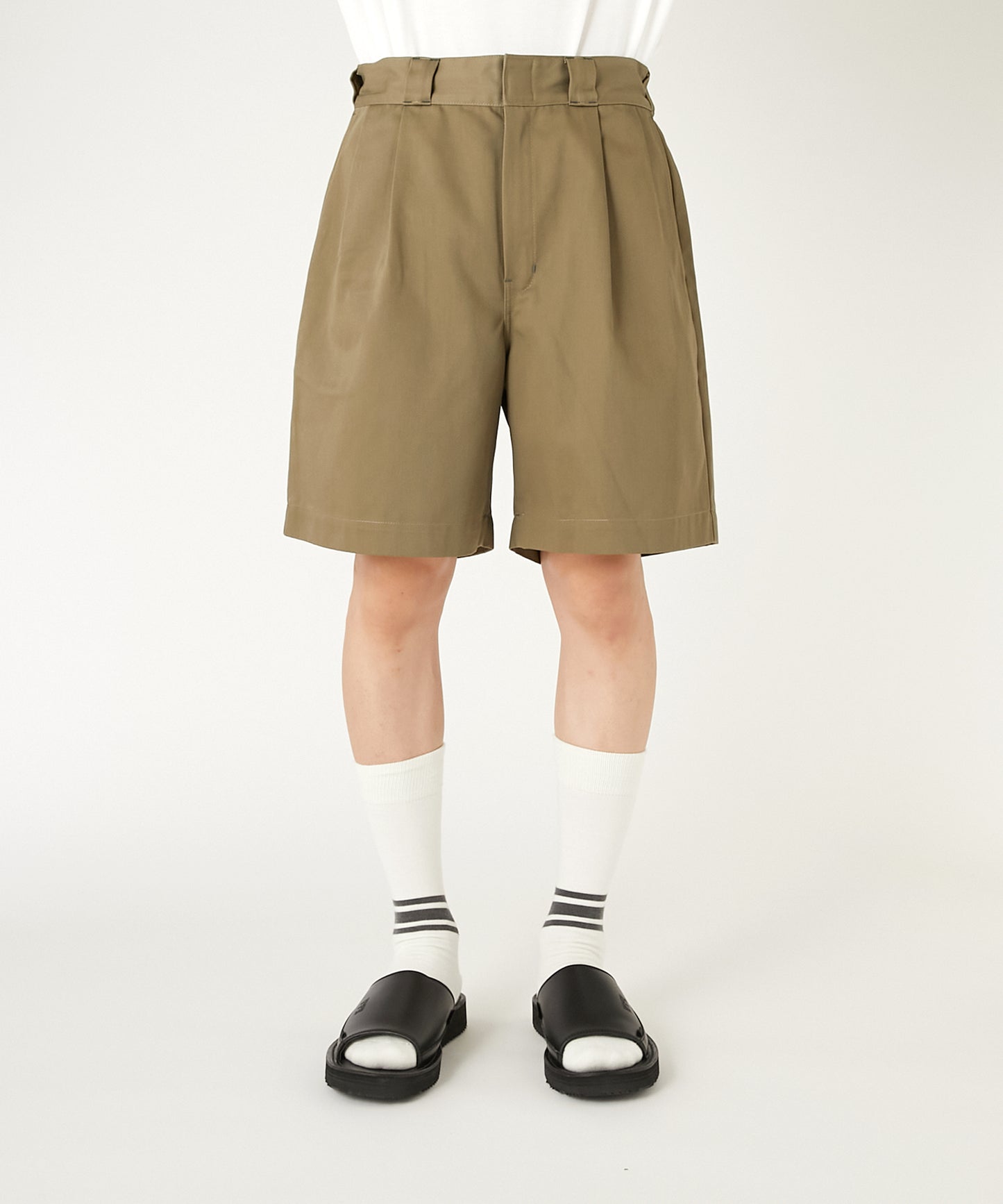2261-CP41-029 / N.HOOLYWOOD COMPILE × Dickies / 2TUCK HALF PANTS KHAKI