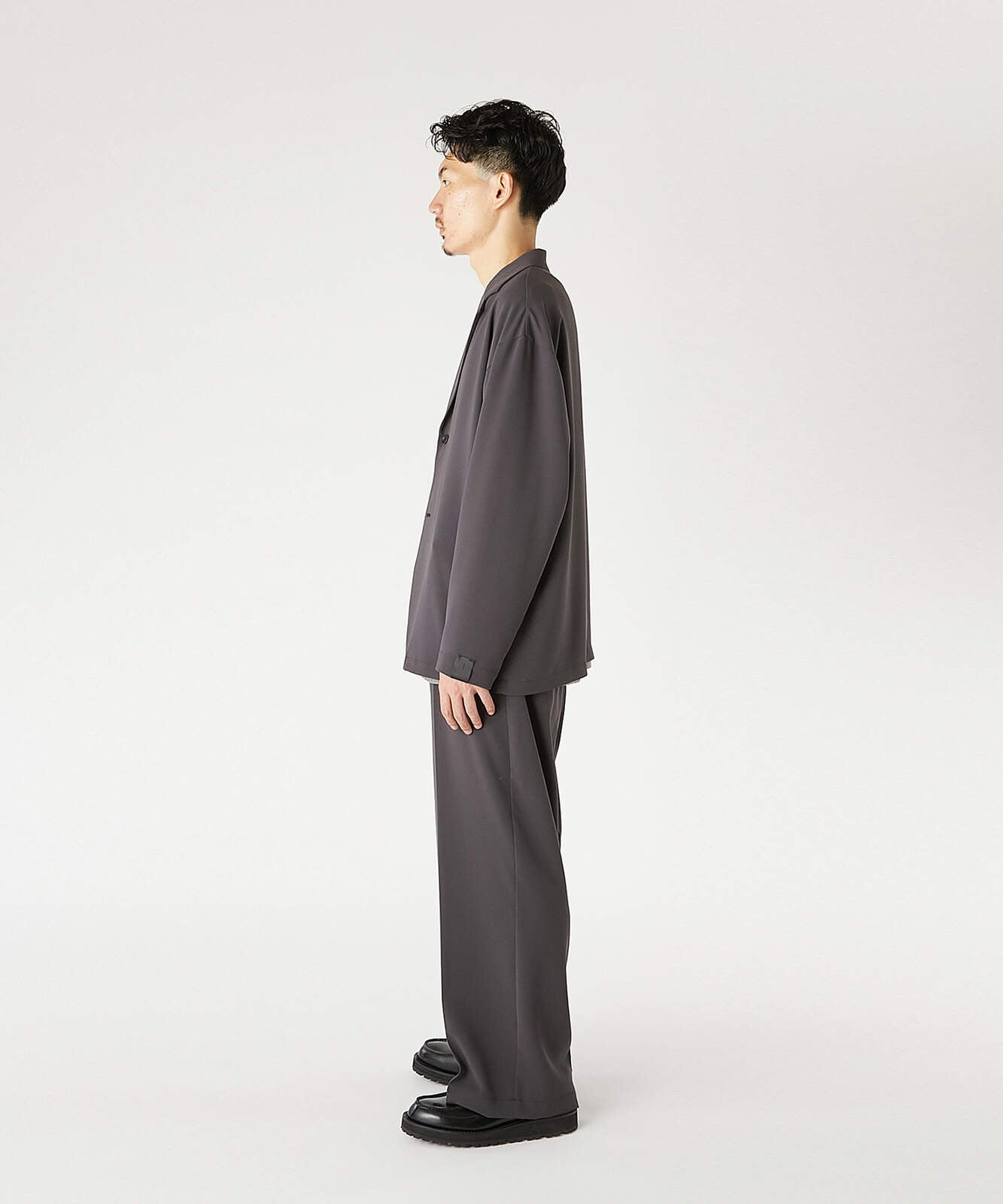 2261-JK23-011 / JACKET CHARCOAL