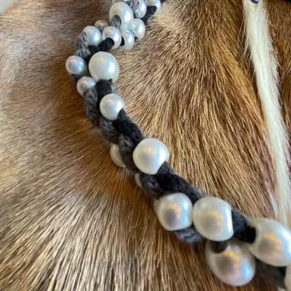 004342812 Pearl Cord Black