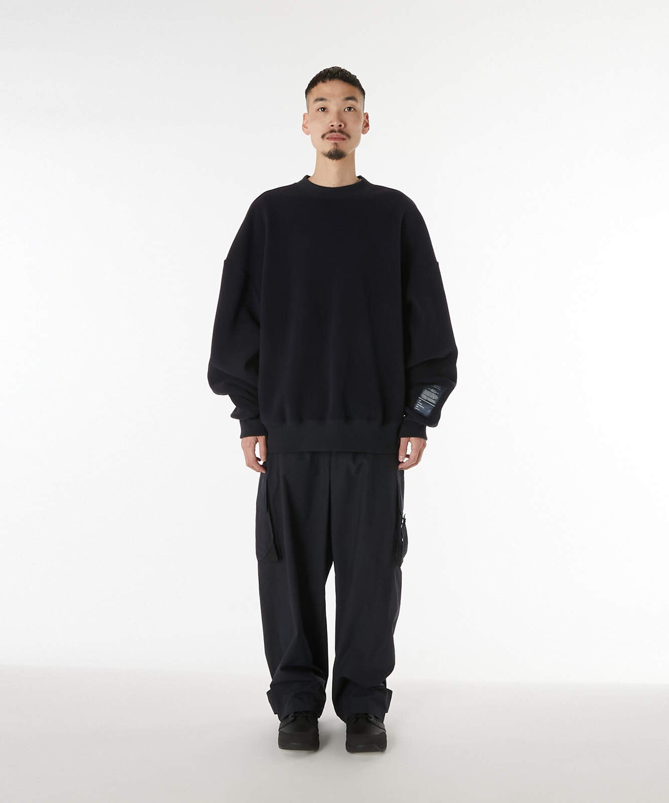 9252-CS07-007 / CREW NECK  BLACK