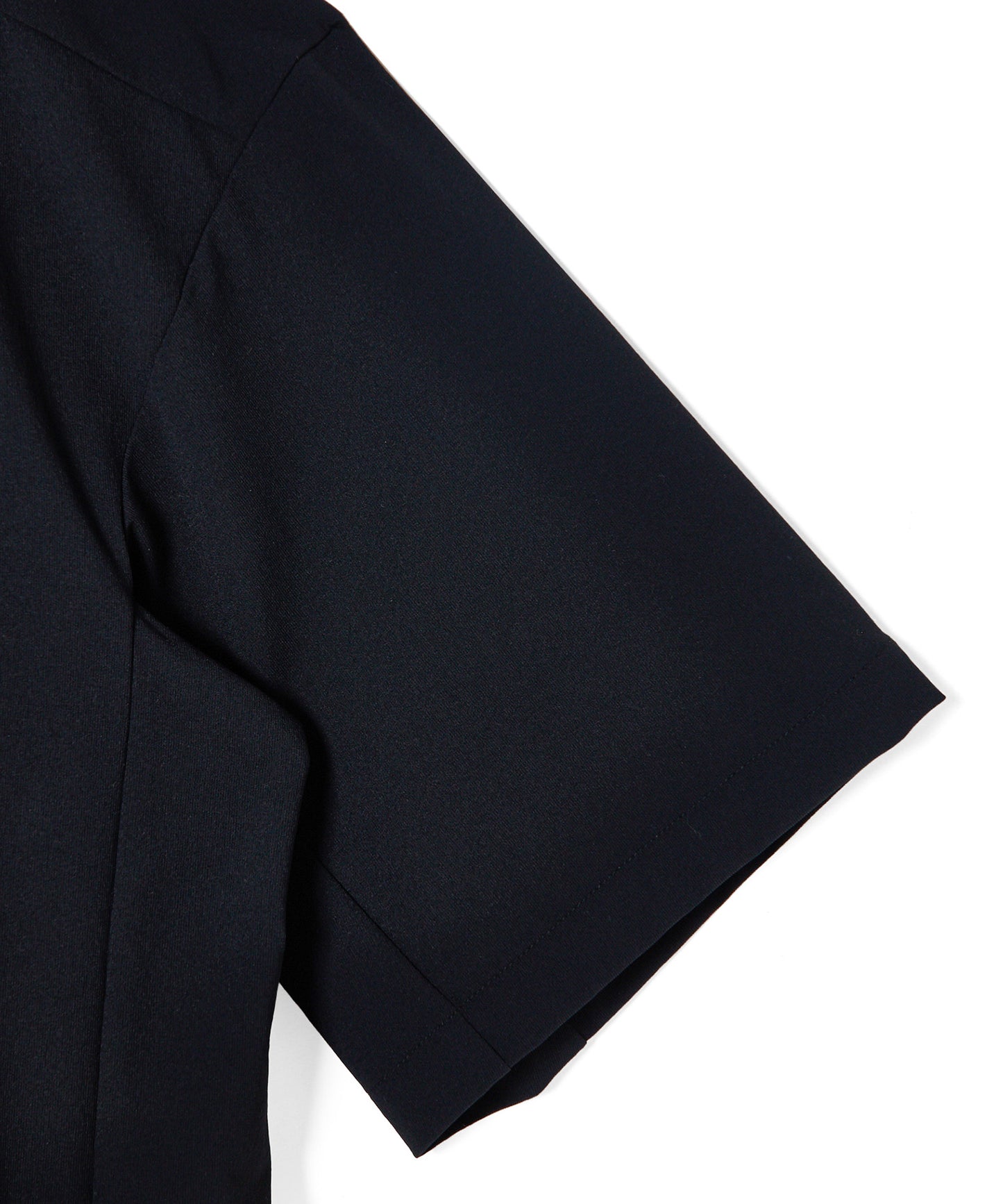 9261-CS52-004 / PANELED T-SHIRT BLACK