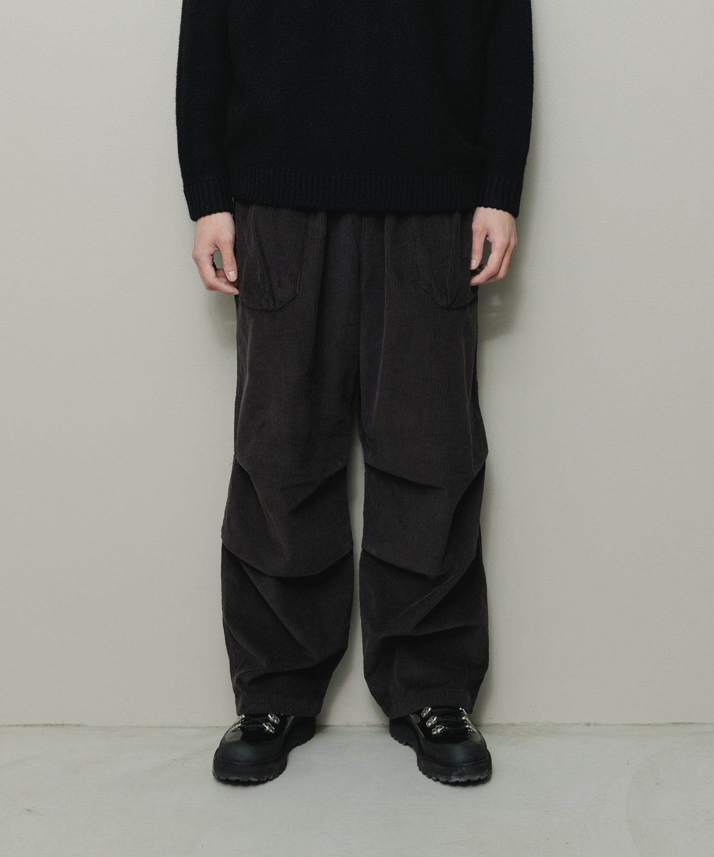 BAL-2174 CORD WIDE MOUNTAIN PANT CARBON BLACK