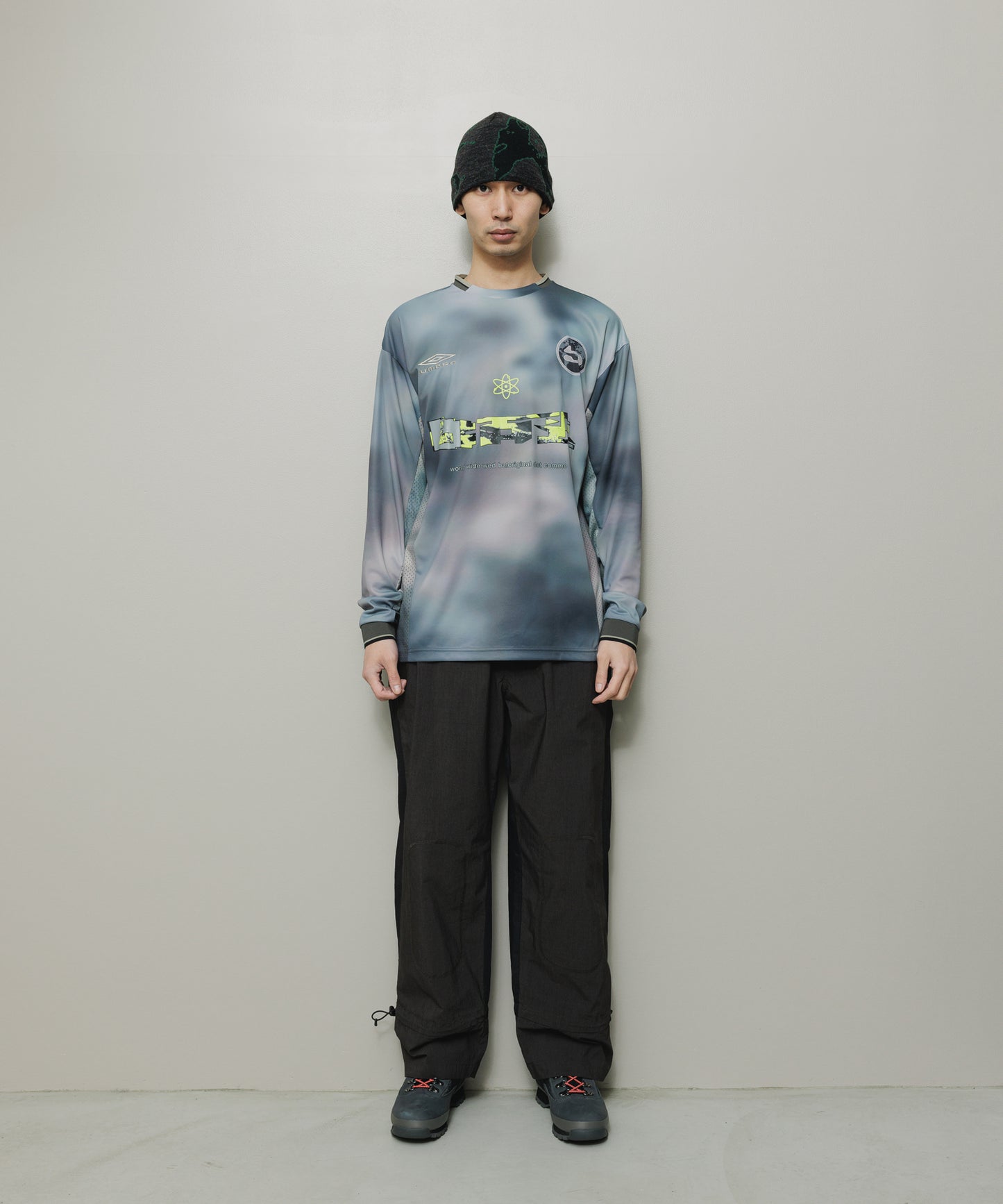 BAL-2176 PIGMENT NYLON TRACK PANT CARBON BLACK