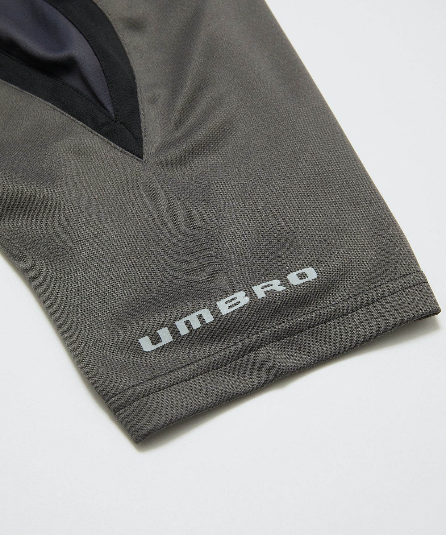 BAL-2203 BAL/UMBRO LS SOCCER JERSEY CHARCOAL