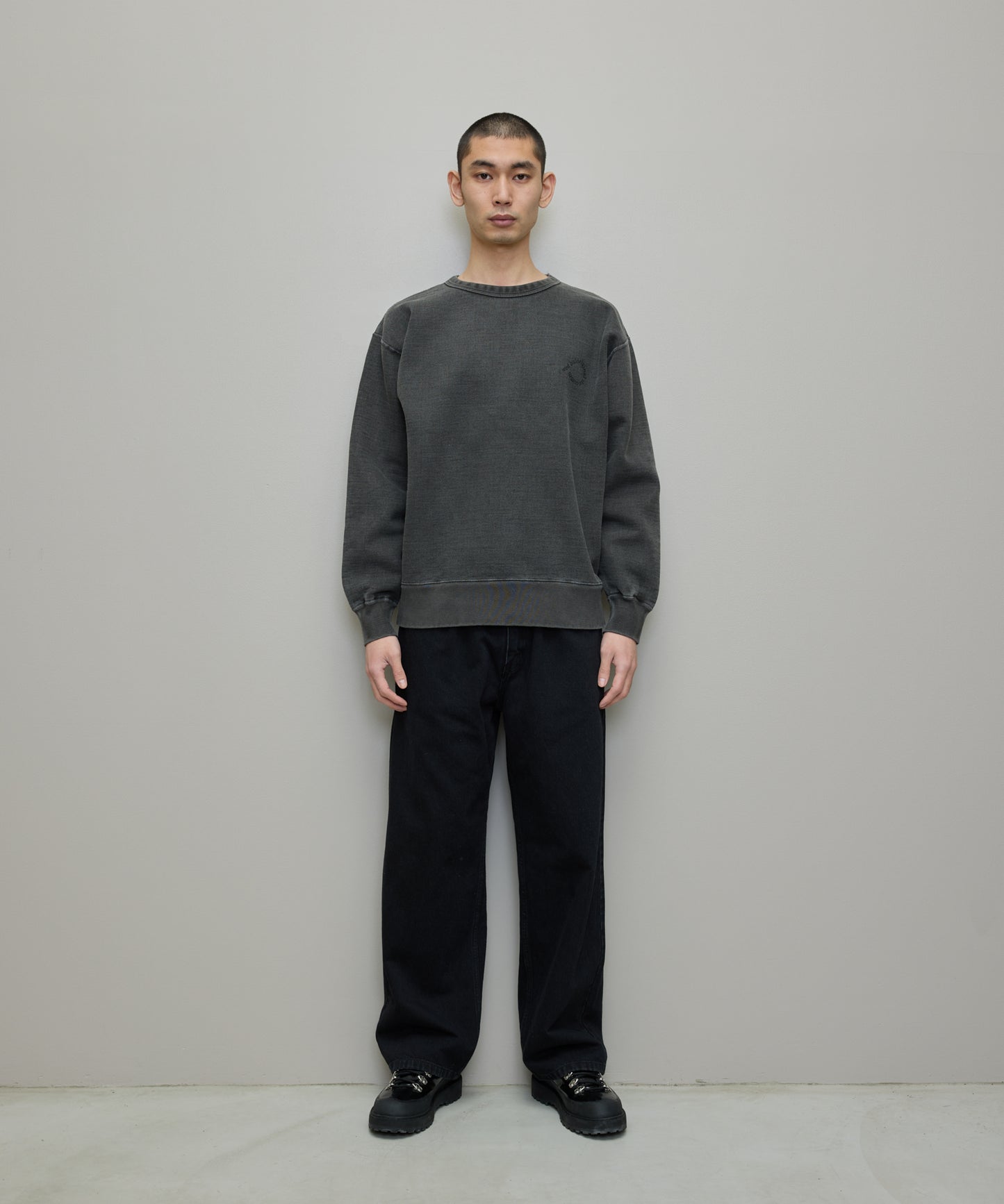 BAL-G-482 world BLACK