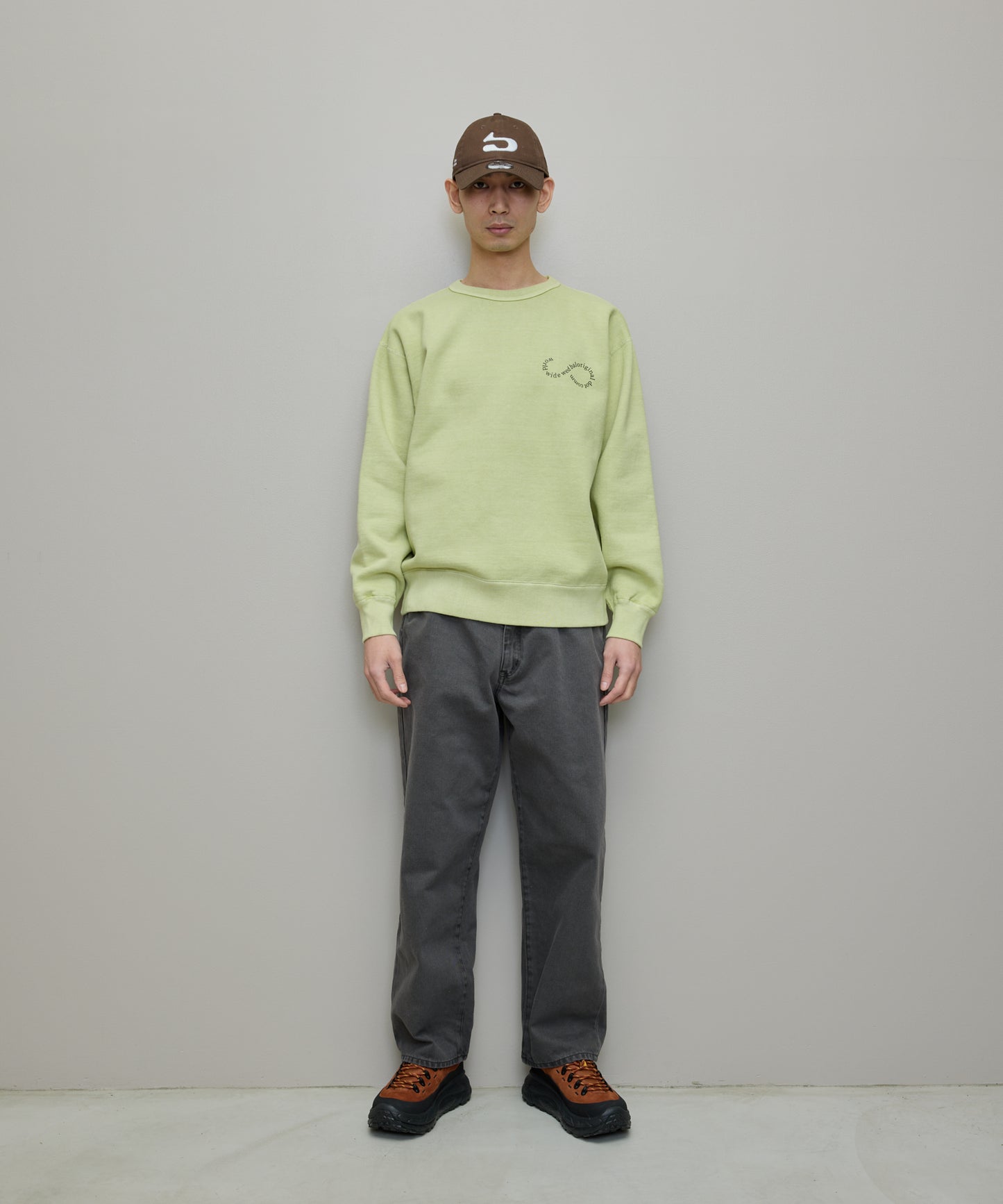 BAL-G-482 world CHARTREUSE GREEN