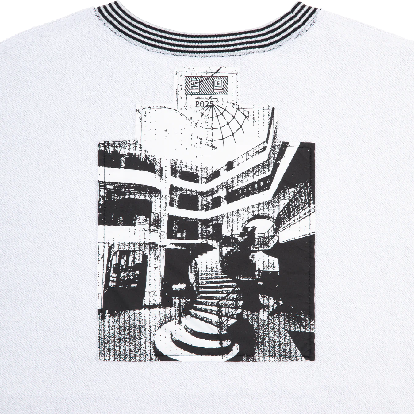 CES28CS04 LIPS DISPLAY CREW NECK GREY