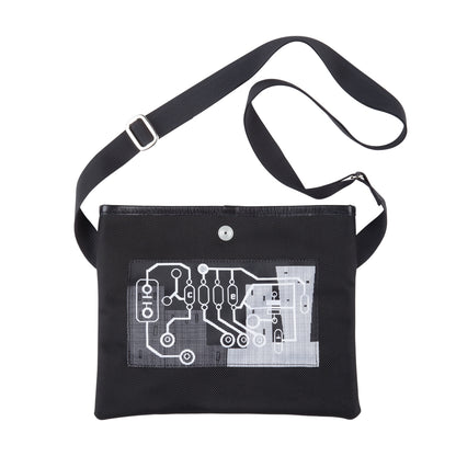CES29G09 HARD SMALL POCKET BAG BLACK