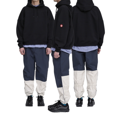 CES30CS07 SEPARATE TRACK HOODY BLACK