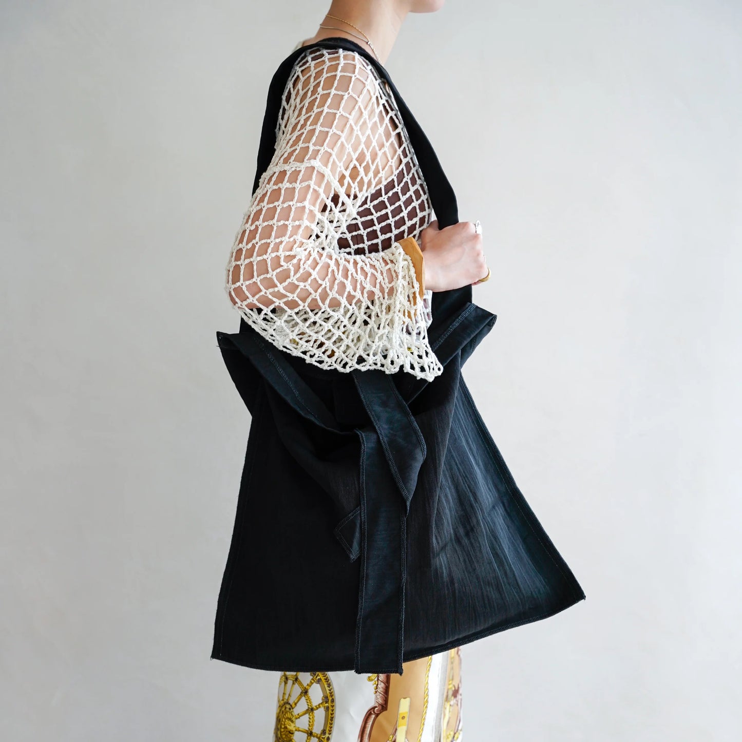 MARY INSIDE OUT TOTE - L / CERATO BRIGHT BLACK