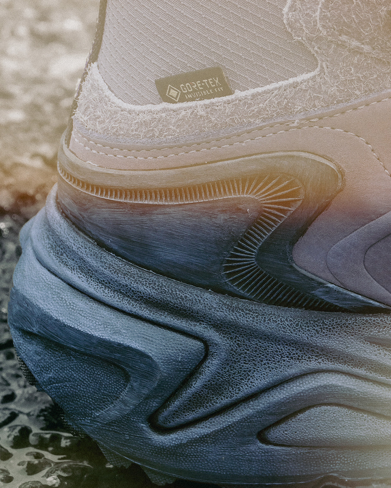 HOKA 『KAHA 3 GTX TP』