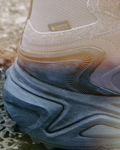 HOKA 『KAHA 3 GTX TP』