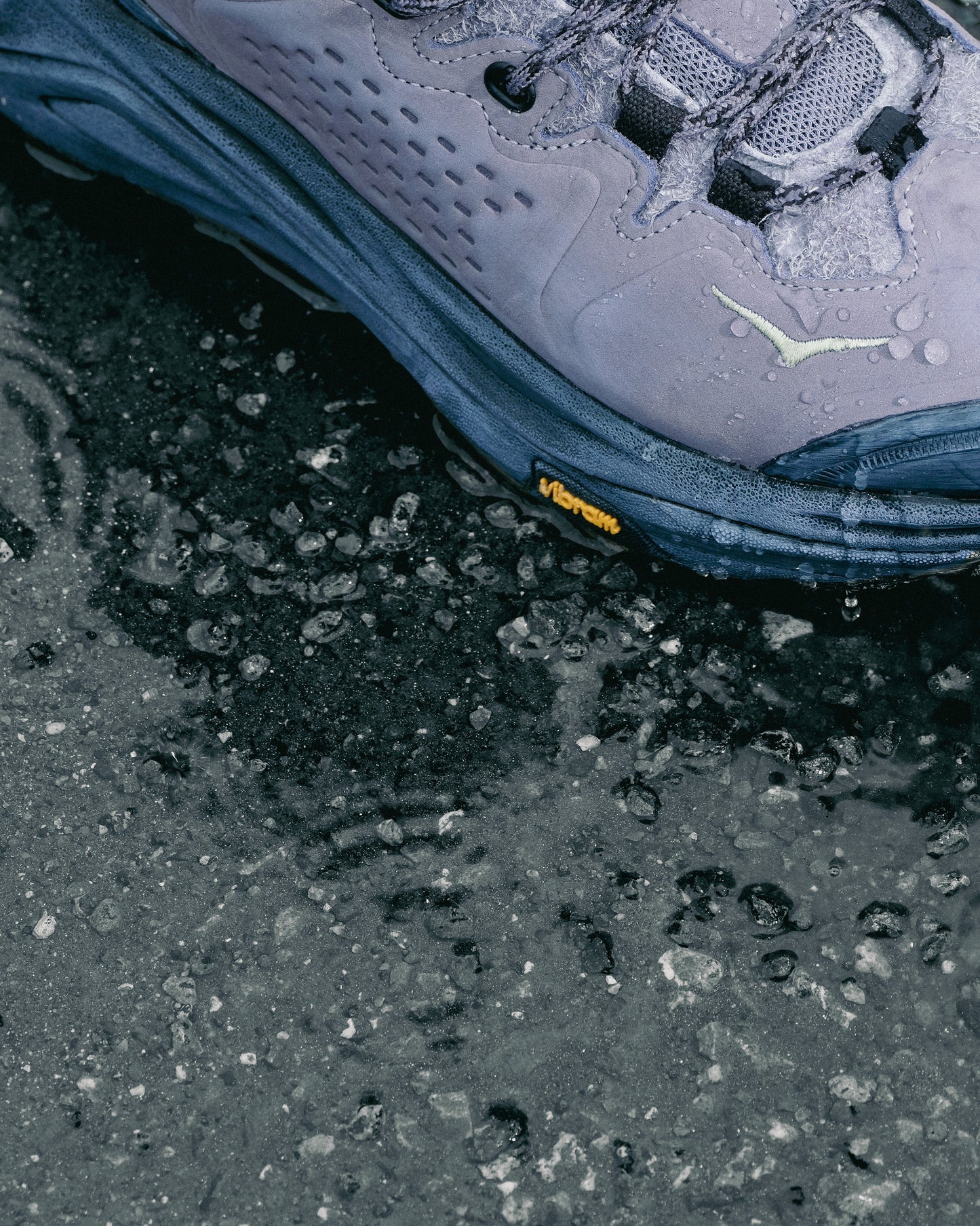 HOKA 『KAHA 3 GTX TP』