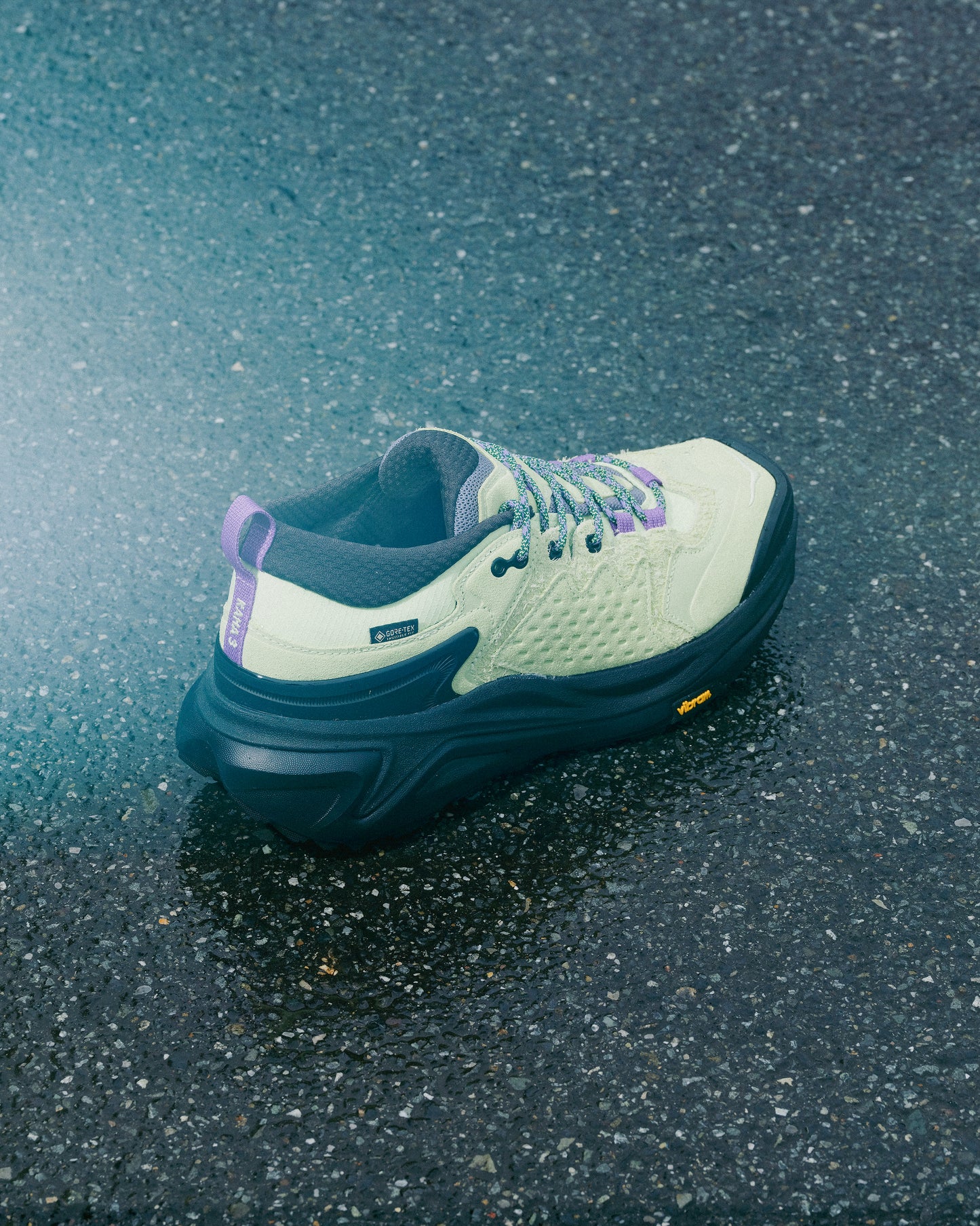 HOKA 『KAHA 3 LOW GTX TP』