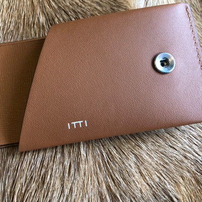 HERRIE VERTICAL CARD CASE / RAPTO PREMIER TEAK