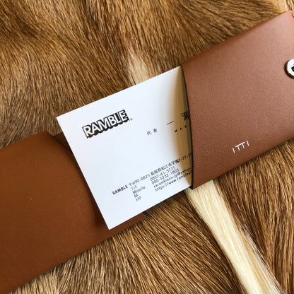 HERRIE VERTICAL CARD CASE / RAPTO PREMIER TEAK