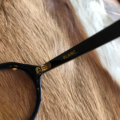 BM001 BLACK / BEIGE