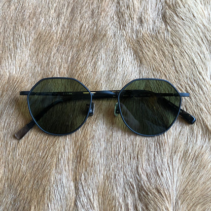B0021 BLACK MAT 2 / V.GRN